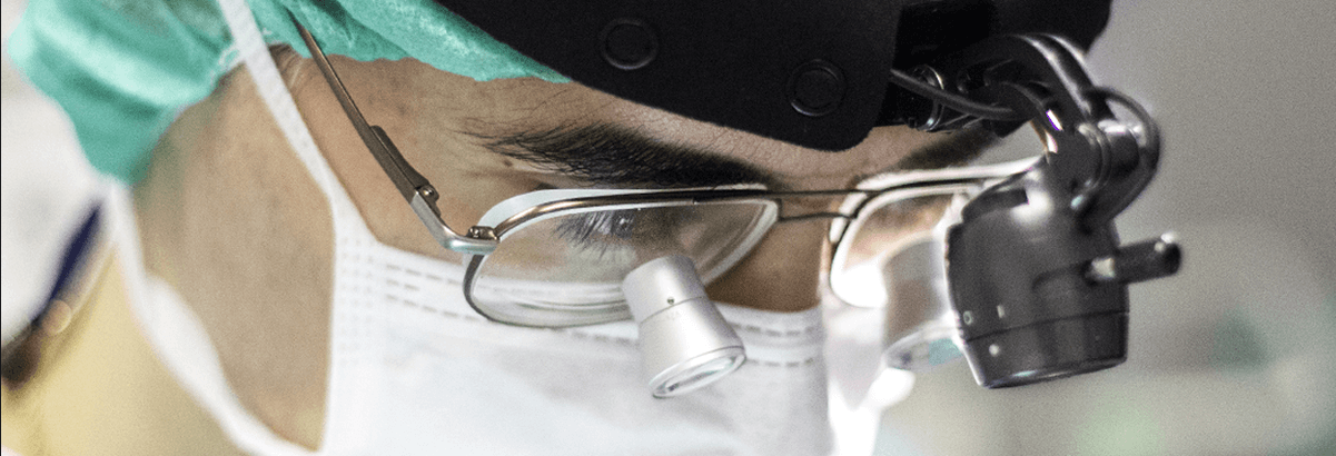 Plastischer Chirurg bei Schönheitsoperation